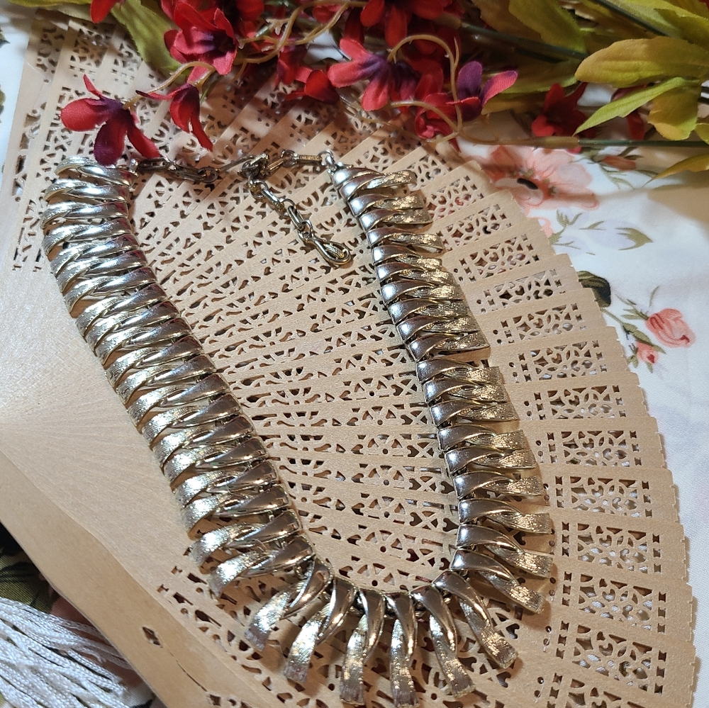 Vintage Necklace for Sale today